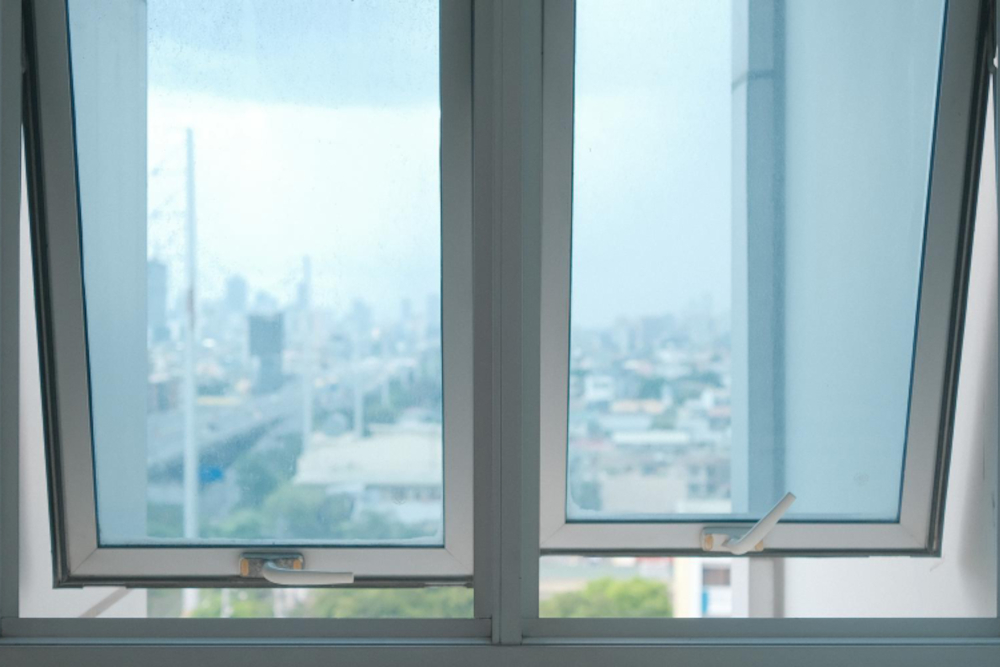 Quincy Awning Windows